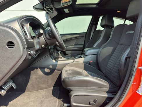 Used 2023 Dodge Charger R/T w/ Daytona Edition Group RWD image 9