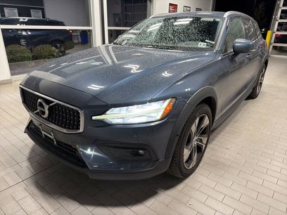 Used 2022 Volvo V60 T5 Cross Country w/ Climate Package