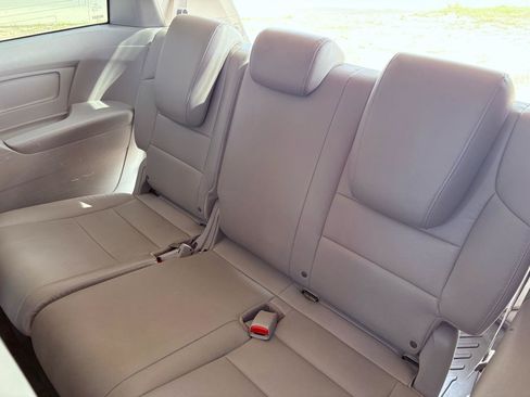 Used 2014 Honda Odyssey EX-L image 33