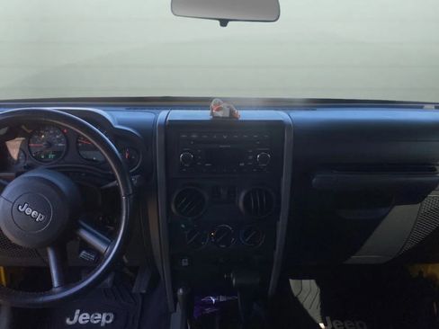 Used 2008 Jeep Wrangler X AWD/4WD image 12