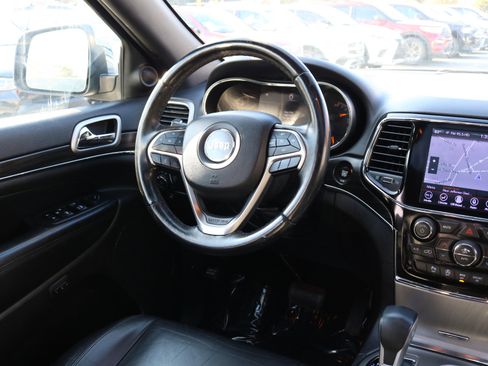 Used 2019 Jeep Grand Cherokee Limited image 29