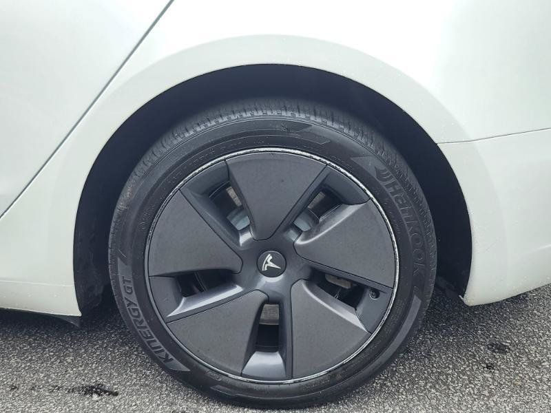 Used 2023 Tesla Model 3 Standard Range RWD image 18