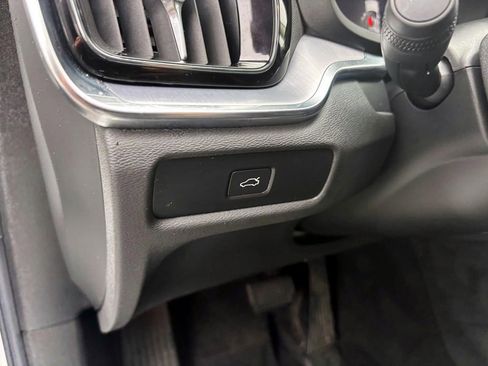 Used 2025 Volvo S60 B5 Core image 14