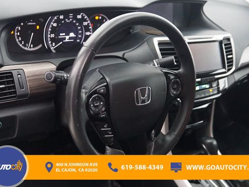 Used 2017 Honda Accord EX-L image 19