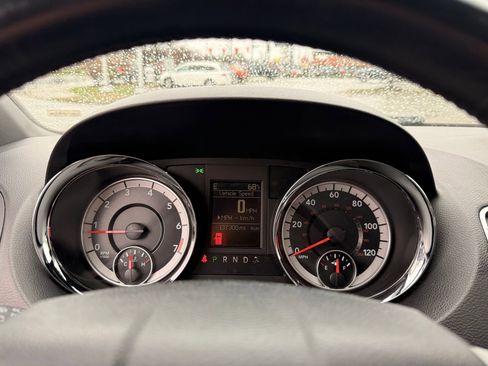 Used 2018 Dodge Grand Caravan GT image 43