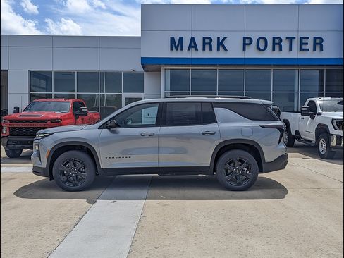 New 2027 Chevrolet Traverse LT w/ Midnight/Sport Edition FWD image 9