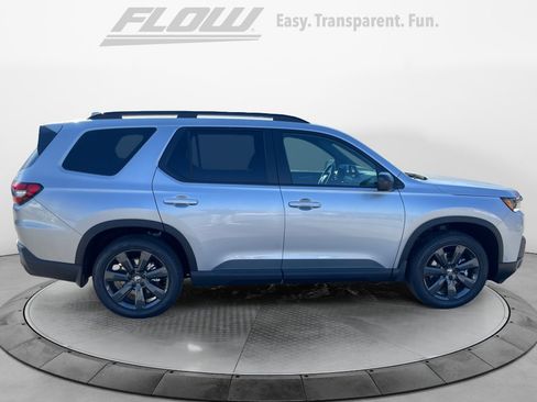 New 2026 Honda Pilot Sport image 8