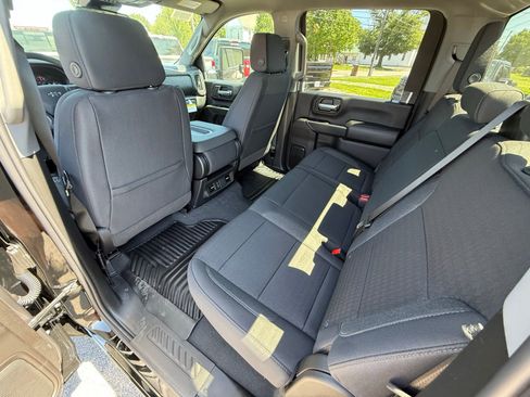 New 2026 Chevrolet Silverado 2500 Custom w/ Custom Value Package AWD/4WD image 25