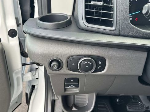 New 2025 Ford Transit 150 Low Roof image 17