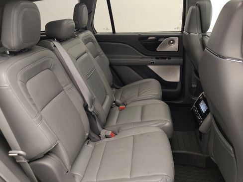 Used 2020 Lincoln Aviator Reserve w/ Equipment Group 201A AWD/4WD image 21