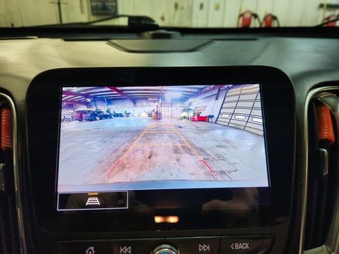 Used 2024 Chevrolet Malibu LT image 14