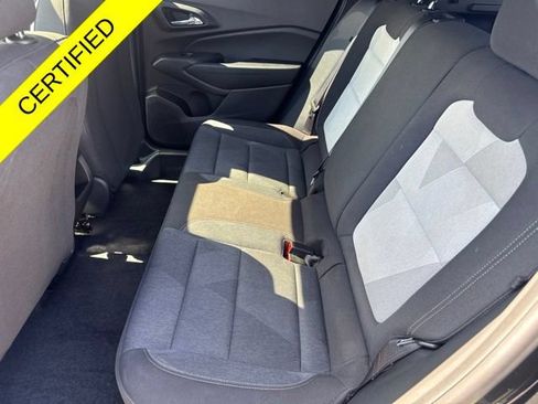 Used 2024 Chevrolet Trax RS w/ Sunroof Package FWD image 18