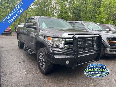 Used 2016 Toyota Tundra SR5 w/ TRD Off Road Package AWD/4WD image 3