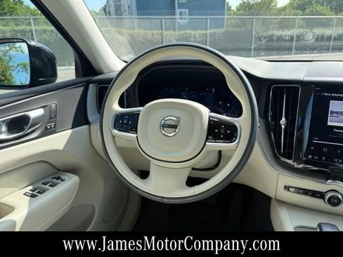 Used 2024 Volvo XC60 B5 Plus w/ Protection Package Premier AWD/4WD image 17