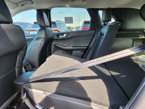New 2026 Ford Escape SE image 24