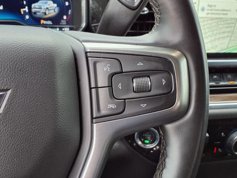 Used 2025 Chevrolet Silverado 1500 LT RWD image 24