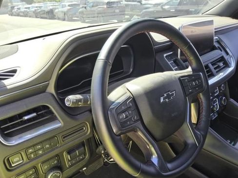 Used 2023 Chevrolet Suburban RST w/ Sport Performance Package AWD/4WD image 4