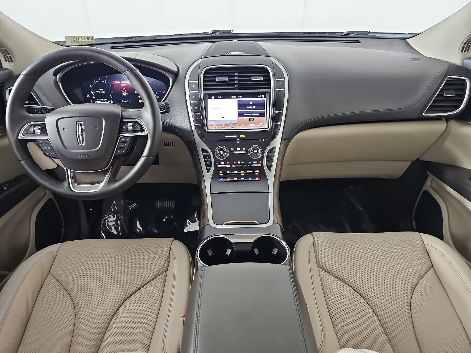 Used 2019 Lincoln Nautilus Reserve FWD image 11