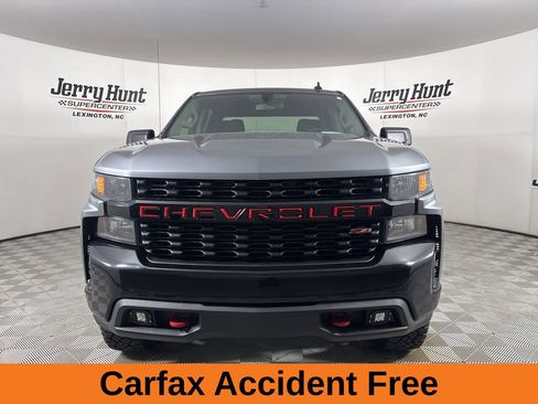 Used 2021 Chevrolet Silverado 1500 Custom Trail Boss AWD/4WD image 4