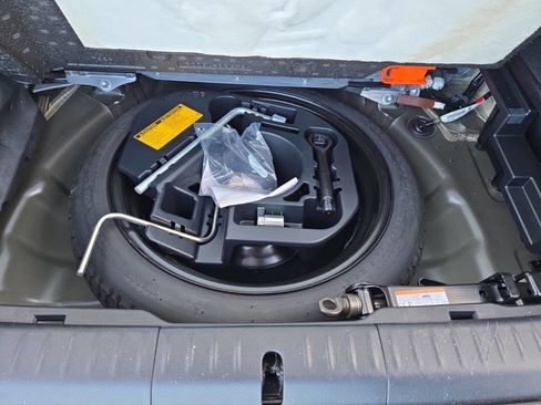 Used 2014 Lexus CT 200h image 13