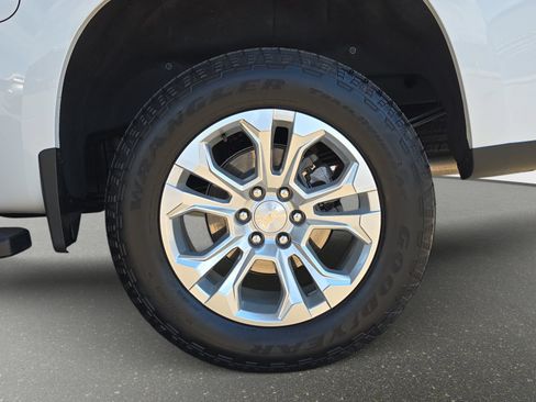 Used 2023 Chevrolet Silverado 1500 LTZ w/ LTZ Premium Package AWD/4WD image 33