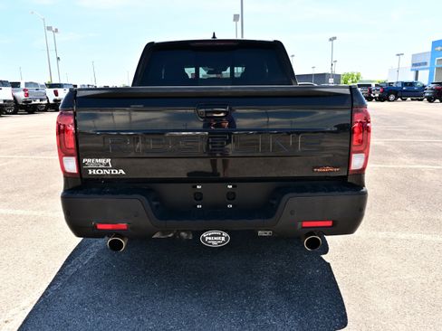 Used 2025 Honda Ridgeline TrailSport image 7
