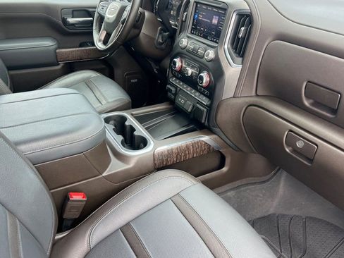 Used 2023 GMC Sierra 3500 Denali w/ Denali Ultimate Package AWD/4WD image 12