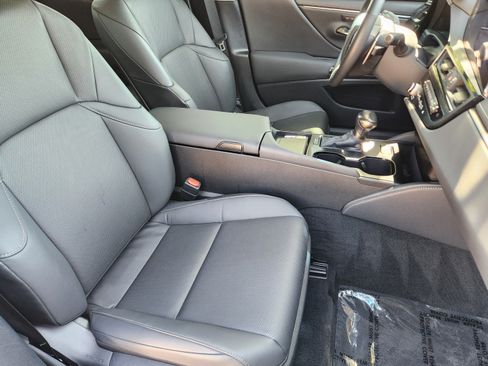 Certified 2023 Lexus ES 350 w/ Premium Package FWD image 7