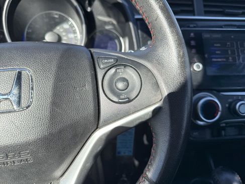 Used 2018 Honda Fit Sport image 22