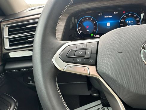 Certified 2024 Volkswagen Atlas SEL AWD/4WD image 56