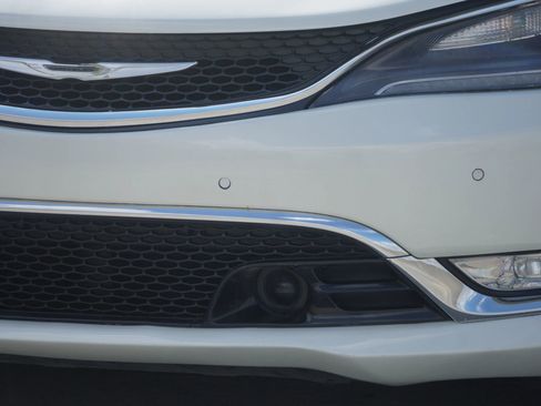 Used 2015 Chrysler 200 C w/ Navigation & Sound Group I image 18