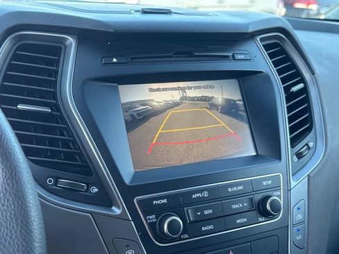 Used 2018 Hyundai Santa Fe Sport w/ 2.4L Value Package 02 FWD image 19