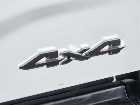 Used 2024 RAM 2500 Laramie image 12