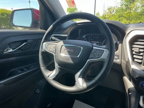Used 2023 GMC Acadia SLT w/ Preferred Package AWD/4WD image 23