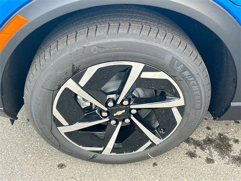 New 2026 Chevrolet Equinox EV LT image 31