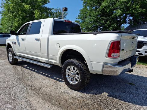 Used 2018 RAM 2500 Laramie w/ Protection Group AWD/4WD image 3