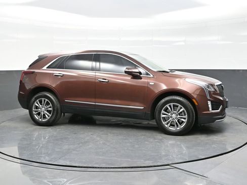 Certified 2022 Cadillac XT5 Premium Luxury AWD/4WD image 8