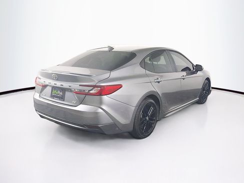 Used 2026 Toyota Camry SE FWD image 9