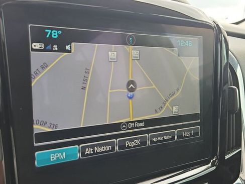 Used 2018 Chevrolet Traverse Premier w/ Driver Confidence II Package FWD image 2
