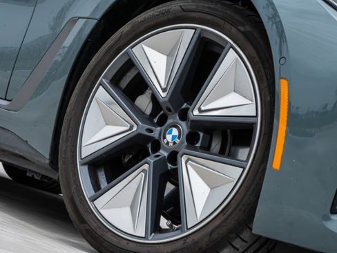 Used 2026 BMW i4 xDrive40i w/ Premium Package AWD/4WD image 11