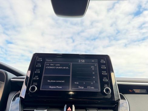 Used 2020 Toyota Corolla SE image 12