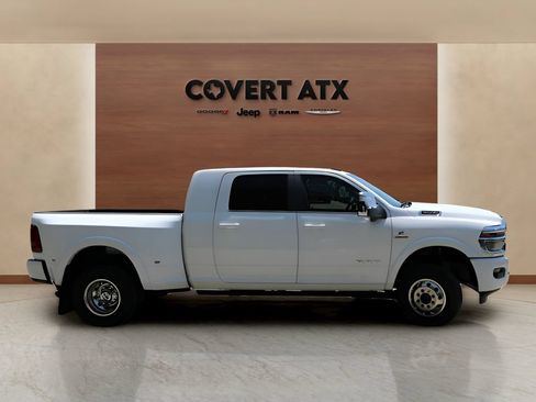 Used 2026 RAM 3500 Longhorn AWD/4WD image 6