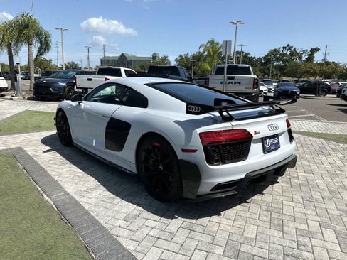 Used 2018 Audi R8 V10 plus AWD/4WD image 4
