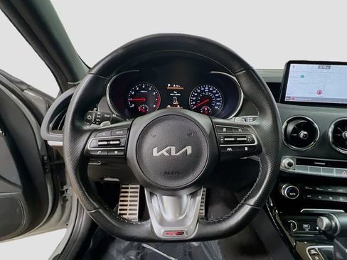 Certified 2022 Kia Stinger GT-Line image 11