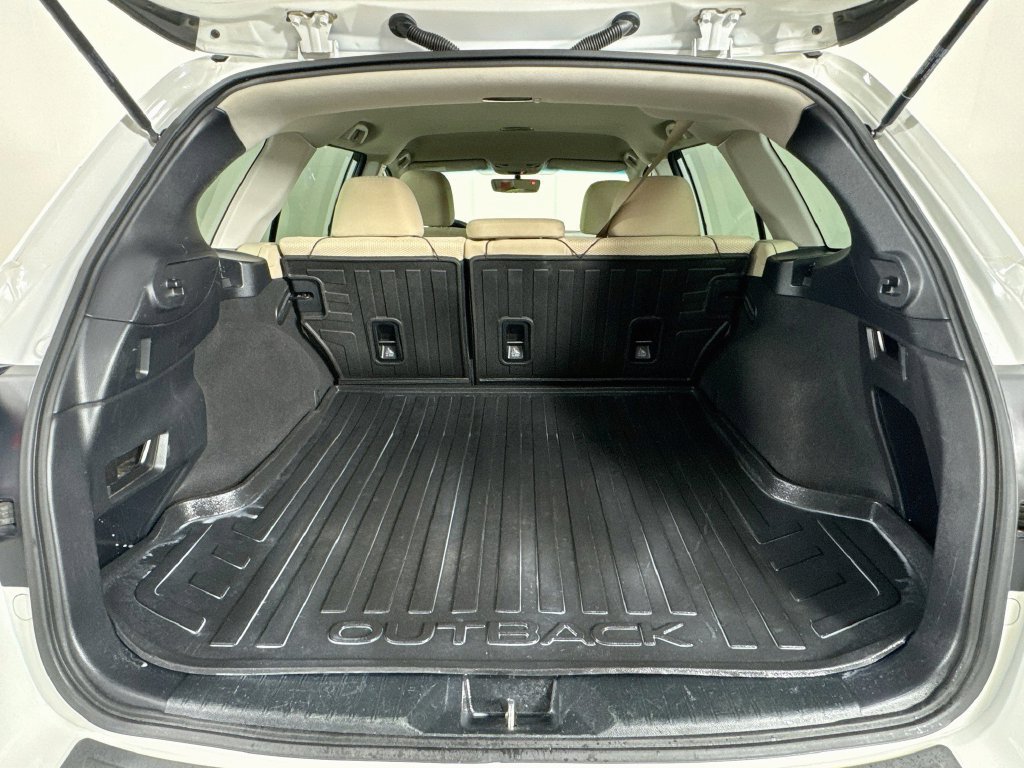 Used 2018 Subaru Outback 2.5i AWD/4WD image 30