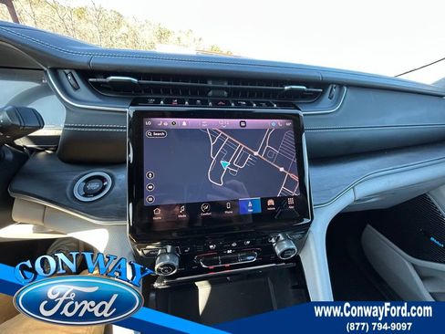 Used 2021 Jeep Grand Cherokee L Overland w/ Luxury Tech Group IV image 37