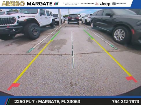 Used 2024 Jeep Gladiator Sport AWD/4WD image 22