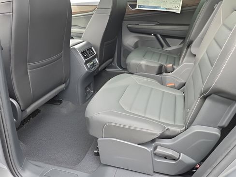 New 2026 Volkswagen Atlas SEL AWD/4WD image 9