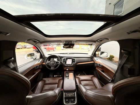 Used 2019 Volvo XC90 T6 Inscription w/ Protection Package Premier AWD/4WD image 2