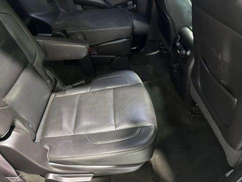 Used 2015 GMC Yukon SLT w/ Open Road Package RWD image 30